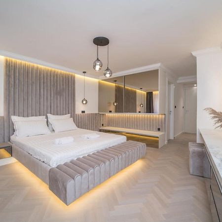 Luxury Villa Christian Umago Esterno foto
