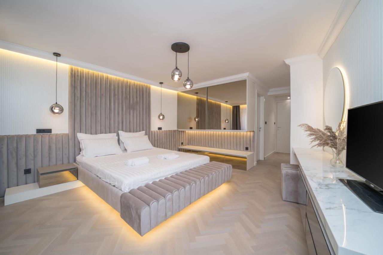 Luxury Villa Christian Umago Esterno foto