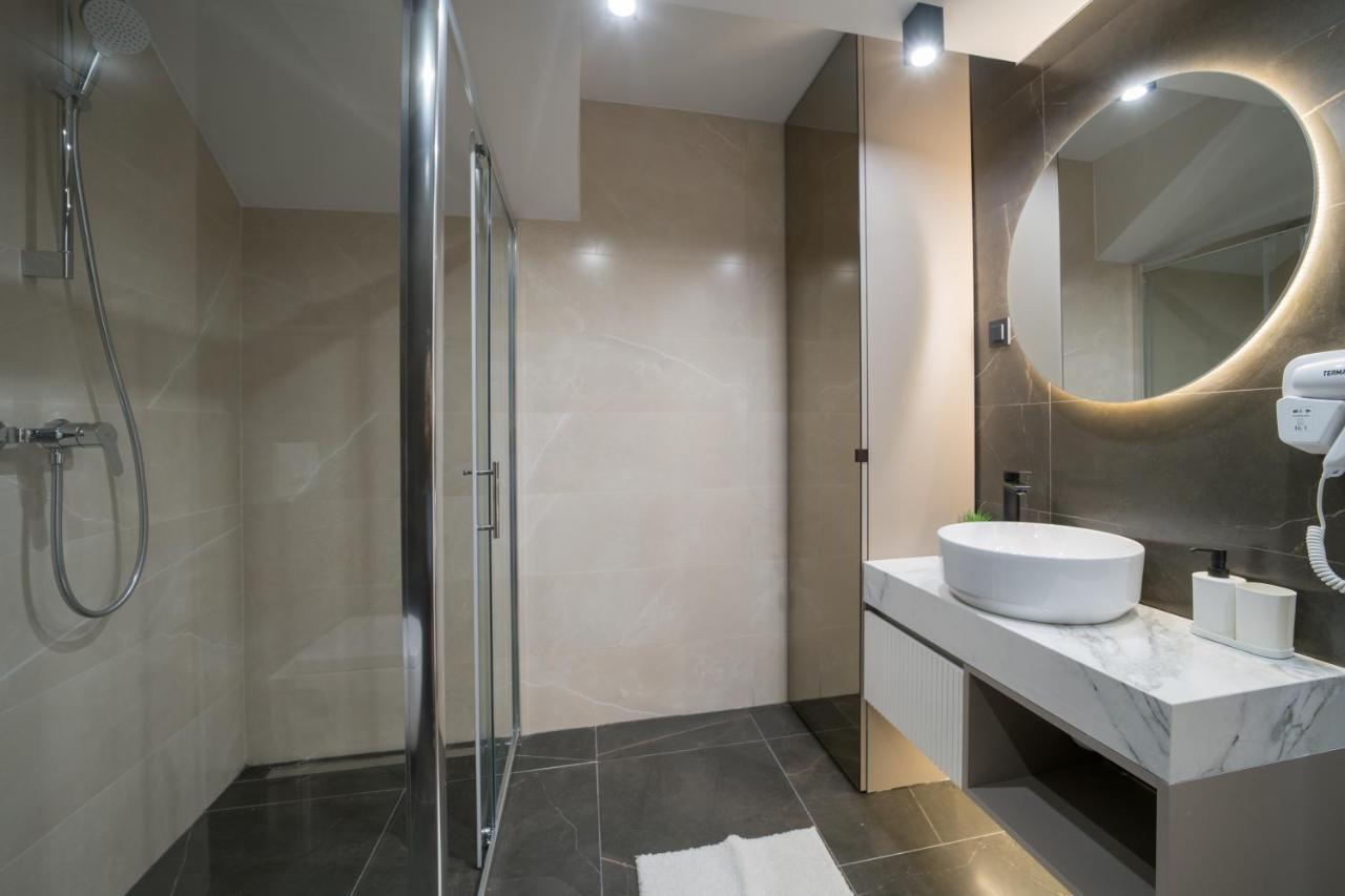 Luxury Villa Christian Umago Esterno foto